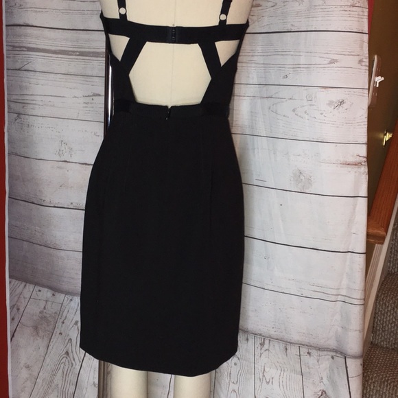 CLUB MONACO SEXY CRISS CROSS BACK BACK BLACK PENCIL SHEATH DRESS - Picture 9 of 9